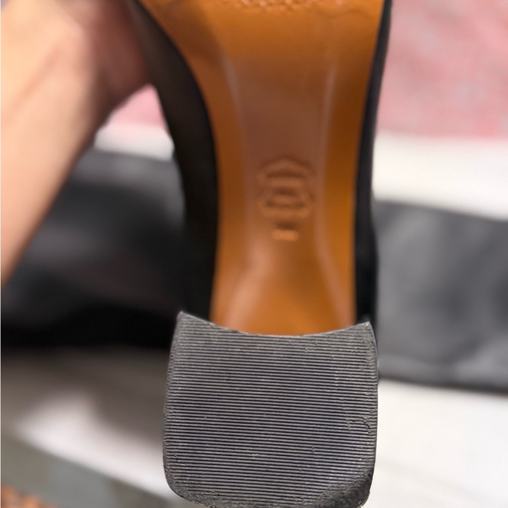 Tory Burch Elegant Black Leather Women's Boots - Picture 6 of 6